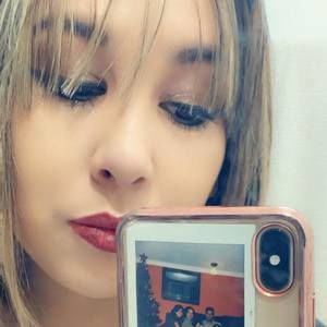 Meet your Posher, Carla